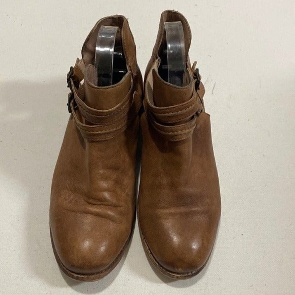 Diba true women ankle boots in size 8